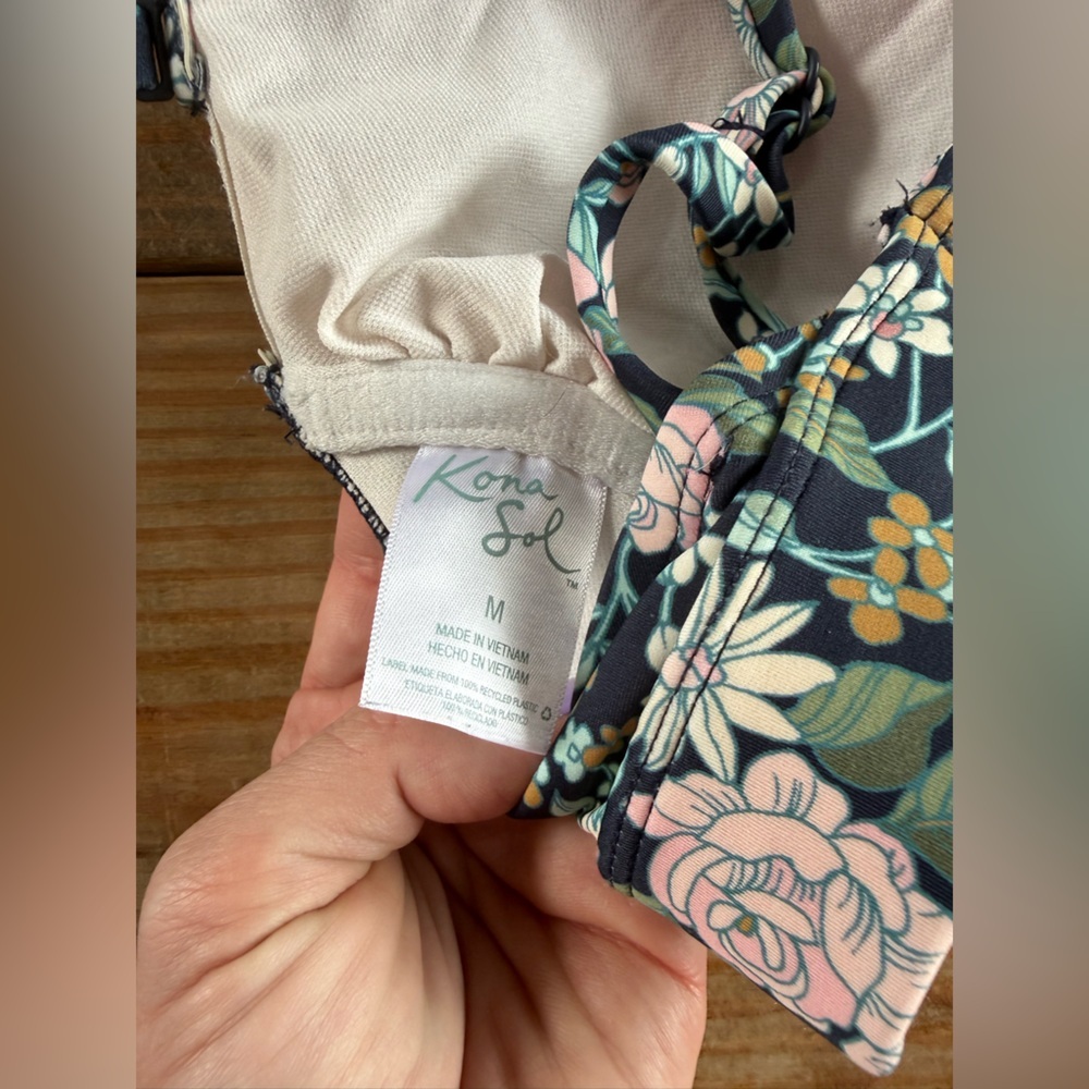 Kona Sol Cottagecore Floral Print Women's Swimwear Set Top Medium Bottom Large - Picture 10 of 11